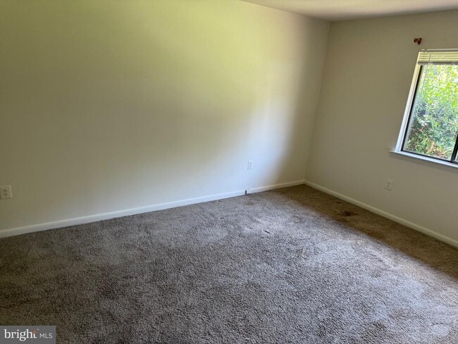Building Photo - 4193 Meadowland Ct