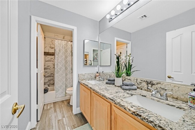 Building Photo - 871 Brunellos Ave