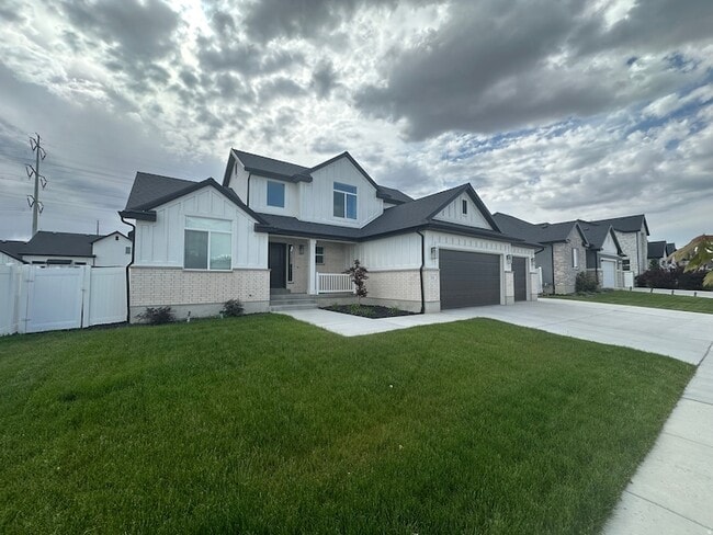 Building Photo - 2541 N Fall Breeze Wy