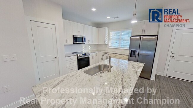 Building Photo - 8732 Sandy Rdg Lp