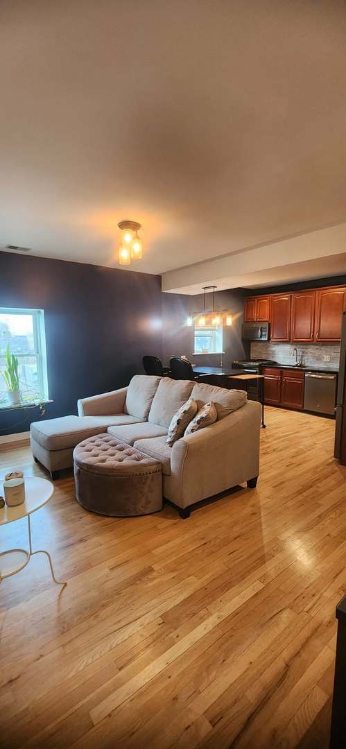 Building Photo - 6324 S Kimbark Ave