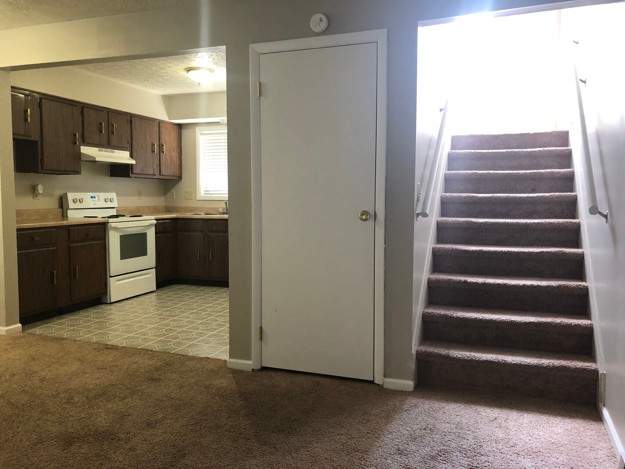 Building Photo - 1020 Broadway St