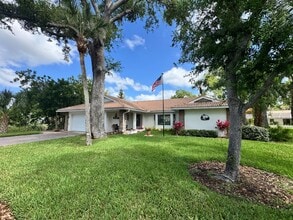 Building Photo - 3601 Garden Lakes Clenet