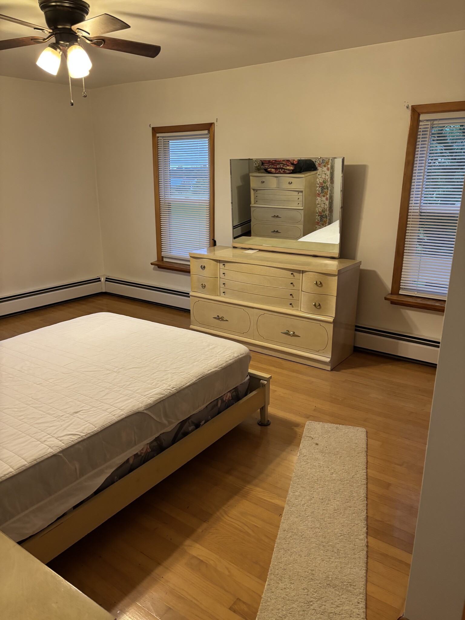 Bedroom - 3161 E Stancliff Rd