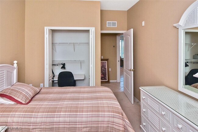 Building Photo - 3830 Sawgrass Way
