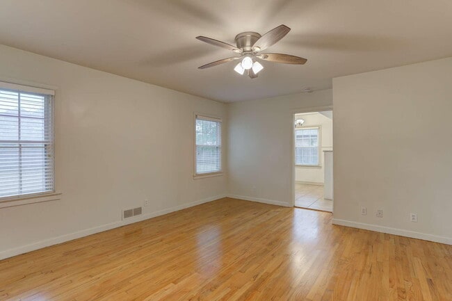 Building Photo - 3115 32nd St