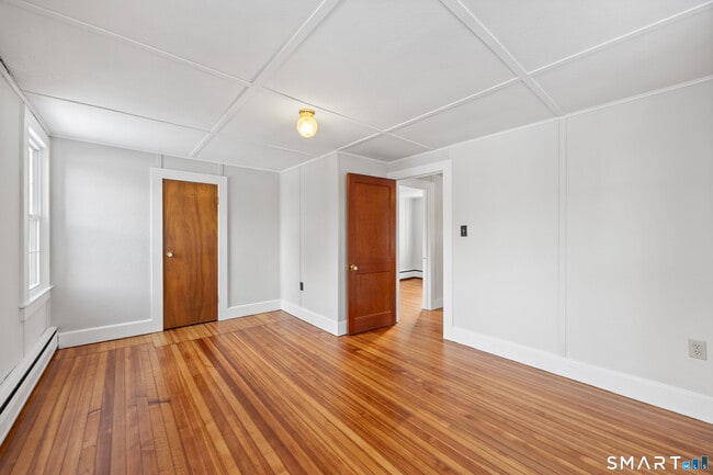 Building Photo - 353 Mt Sanford Rd