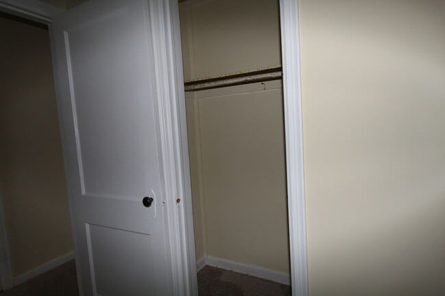 Building Photo - 972 Chambers Cir
