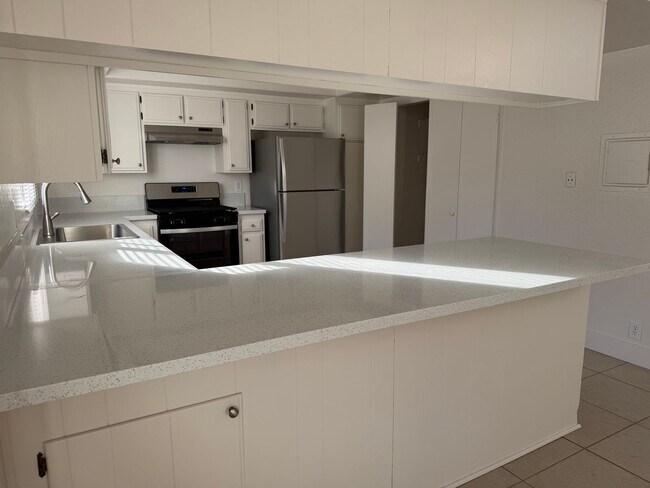 Building Photo - 150-152 S. Harwood Street