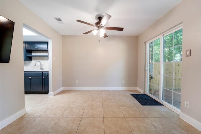 Building Photo - 30 Willowwood Cir
