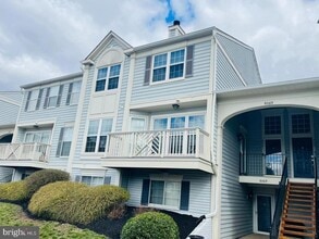 Building Photo - 8069 Stonewall Brigade Ct