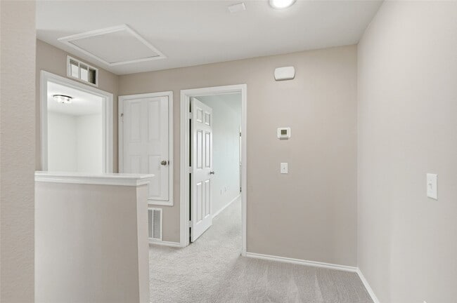 Building Photo - 412 Glenwick Ln