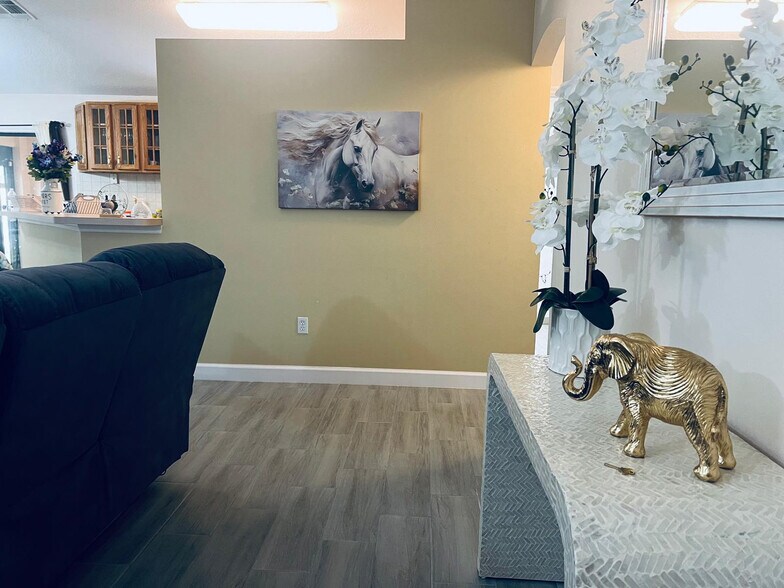 Building Photo - 13775 SW 115 Pl