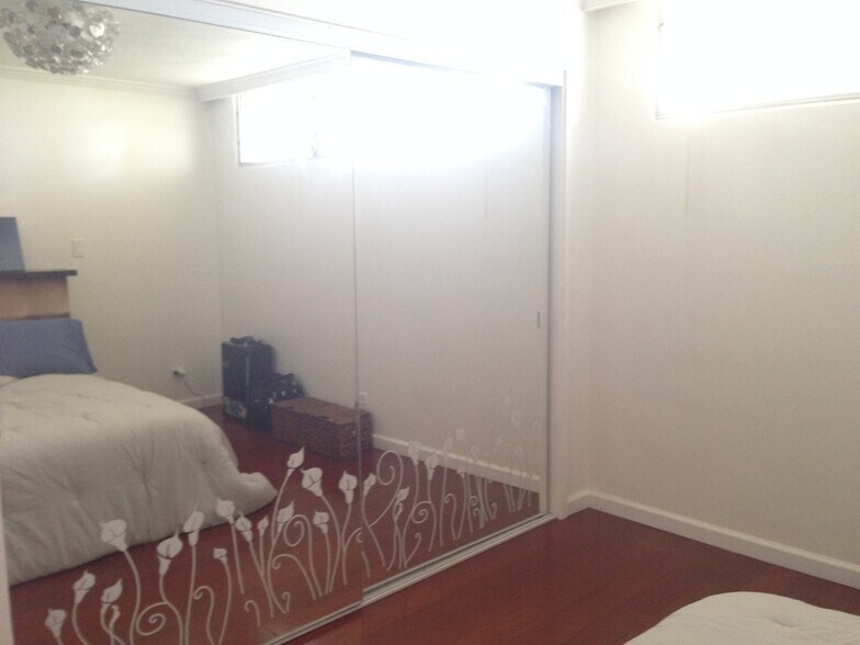 Building Photo - 2609 Ala Wai Blvd