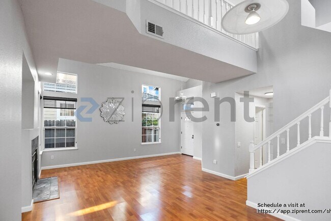 Building Photo - 281 Scotts Valley