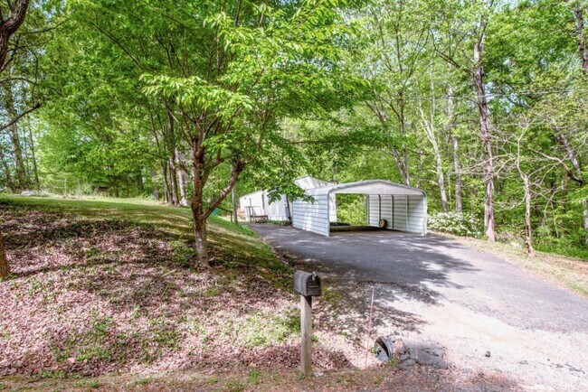 Building Photo - 7967 Caswell Rd