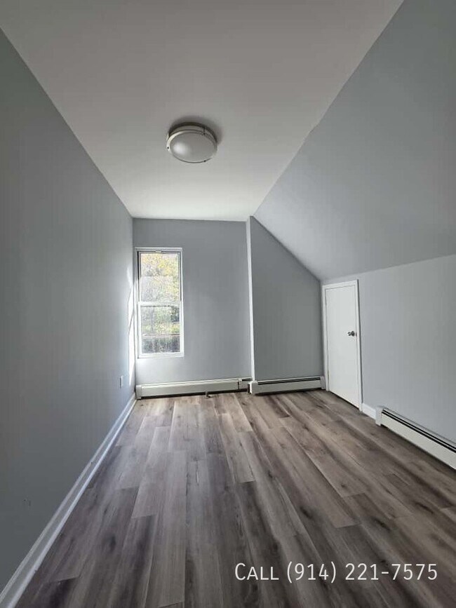 Building Photo - 104 Buena Vista Ave