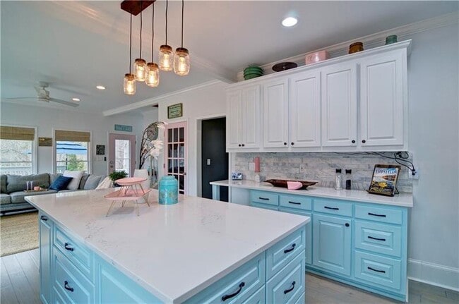 Building Photo - 4060 Merritt Dr