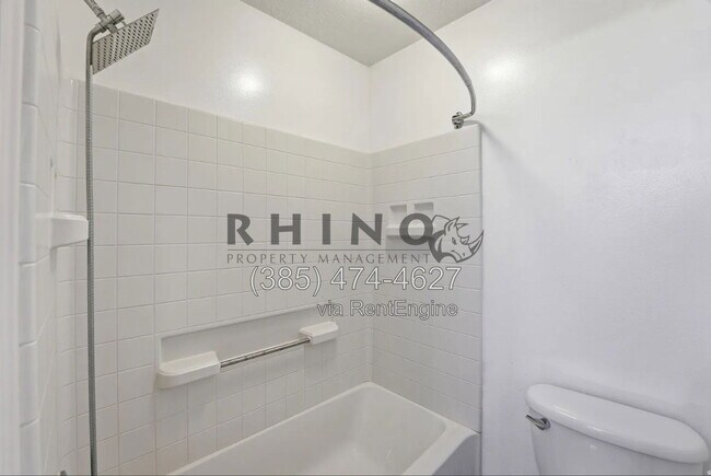 Building Photo - 14026 Sonora Way