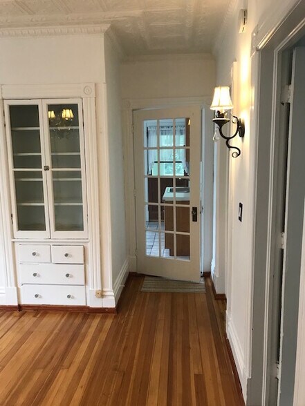 Building Photo - 61 Hudson Ave