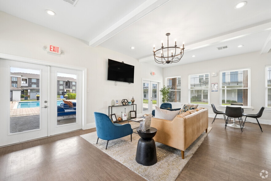 Leasing Office - Cypress Park Apartments