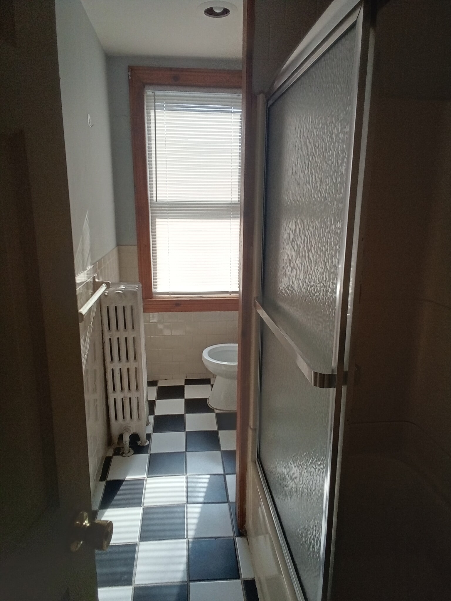 Bathroom - 70 Humphrey St