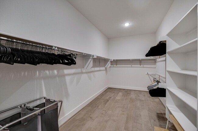 Building Photo - 7038 Cantera Manor Blvd