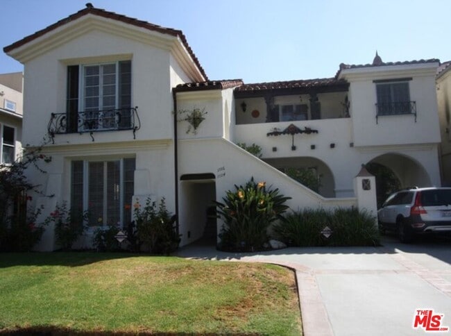 Primary Photo - 1114 S Clark Dr