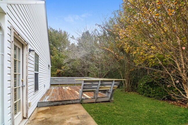 Building Photo - 6944 Red Bone Way