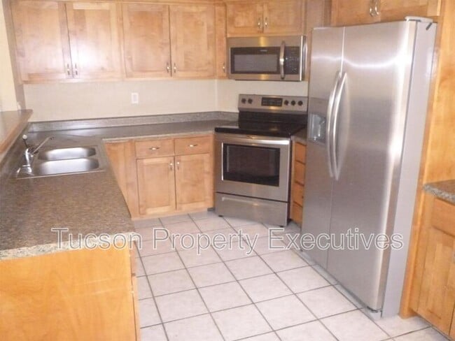 Building Photo - 9472 N Albatross Dr