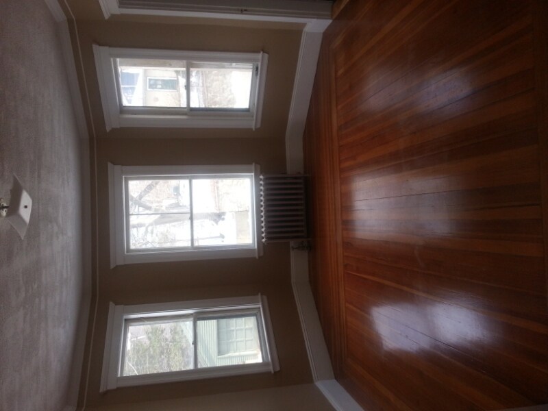 Building Photo - 5-7 Abbott St