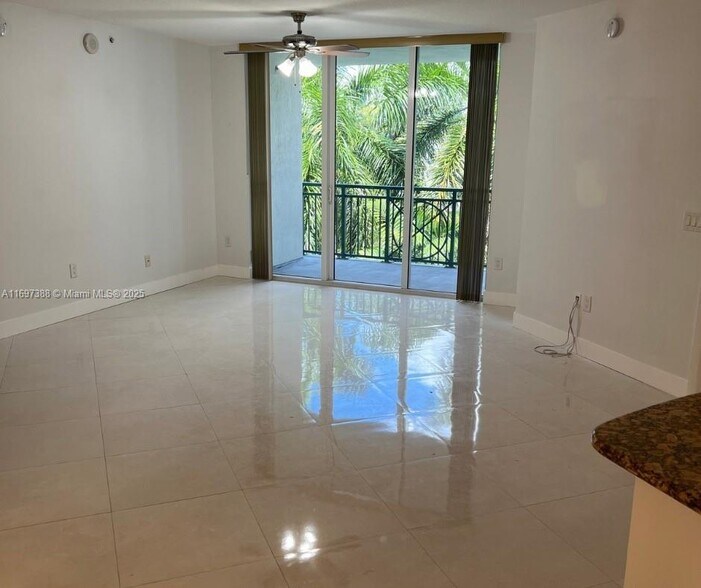 Building Photo - 510 NW 84th Ave