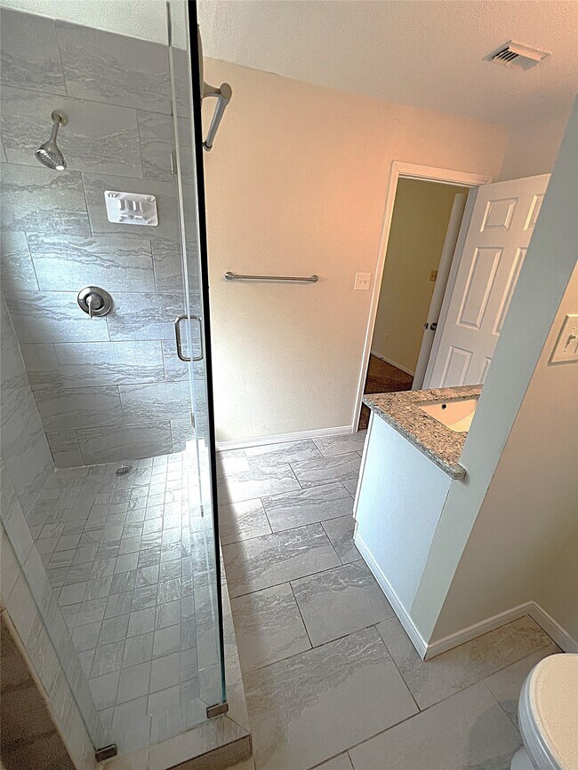 Building Photo - 3307 Golden Willow Dr