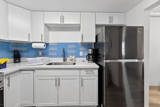 Building Photo - 801 Andrews Ave