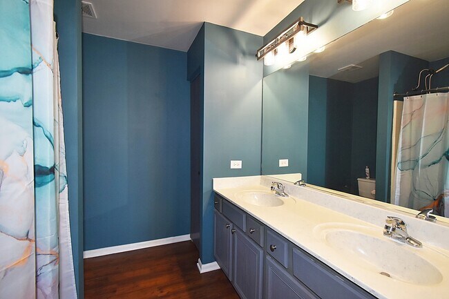 Building Photo - 2640 Caliendo Cir