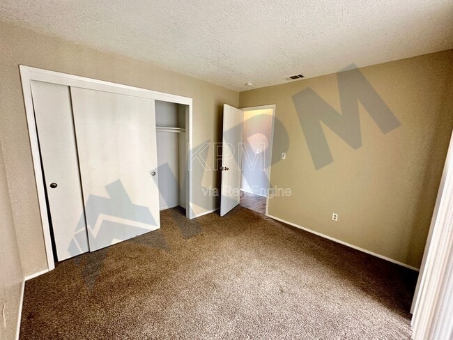 Building Photo - 7203 Kelley Dr