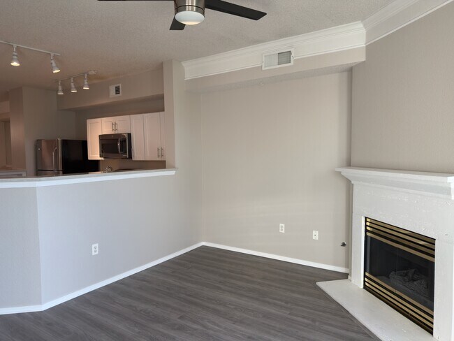 Building Photo - 2069 Eagle Ave