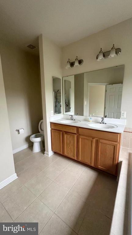 Building Photo - 3514 Tabard Ln
