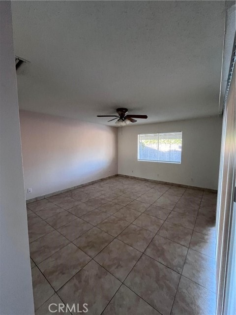 Building Photo - 43052 Charlton Ave