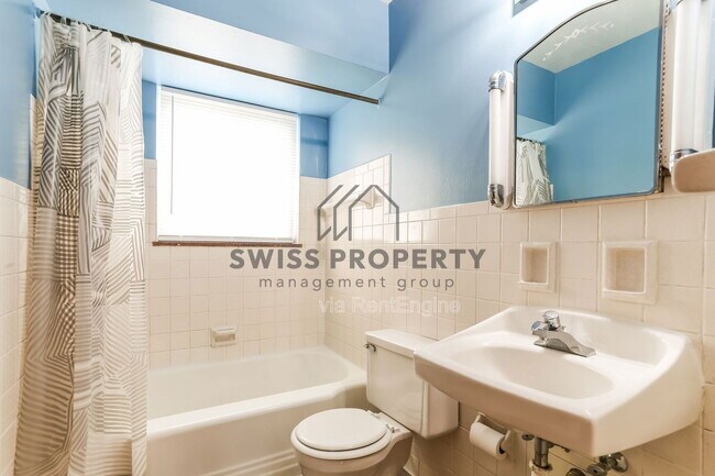 Building Photo - 4187 Indianola Ave