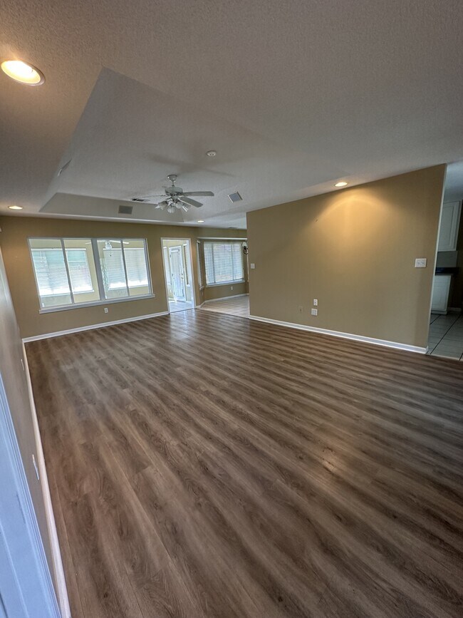 Building Photo - 109 Villa Rd