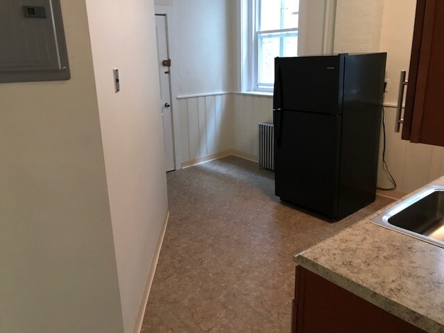 Building Photo - 1575 Beacon St