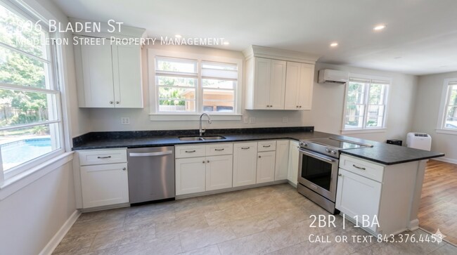 Building Photo - 806 Bladen St