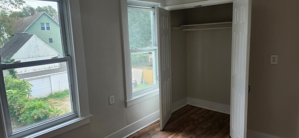Building Photo - 511 Winthrop Ave