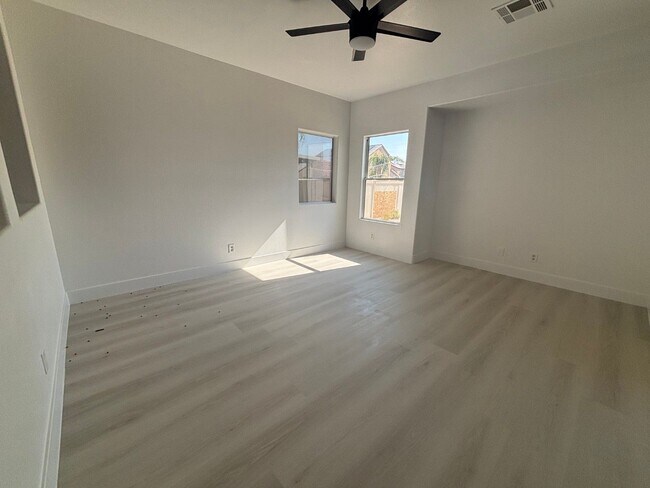 Building Photo - Spacious 4Br/3Ba Home in Galena Pointe – in North Las Vegas