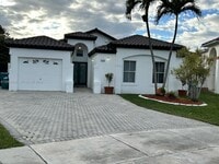 Building Photo - 820 NW 132nd Ct