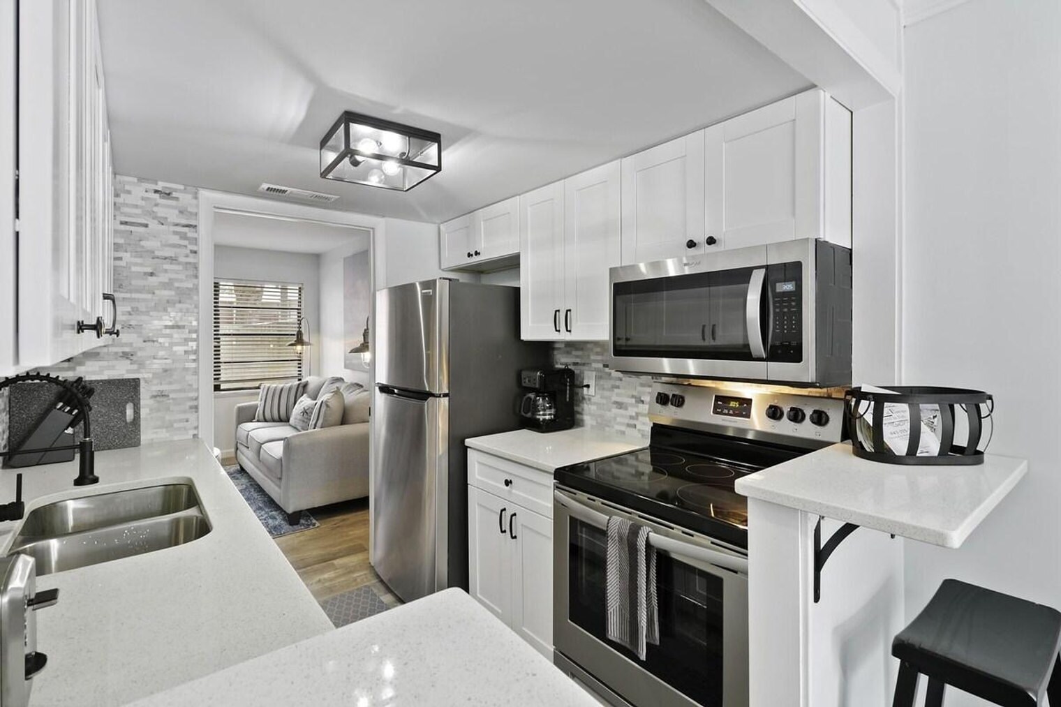 Building Photo - 400 William Hilton Pkwy