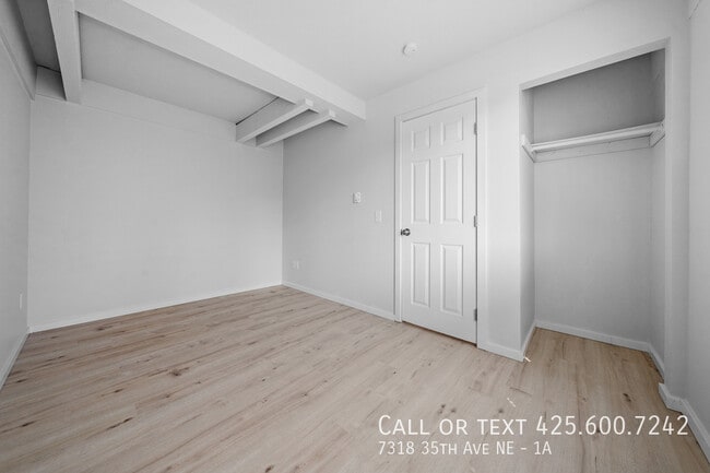 Building Photo - 7318 35th Ave NE