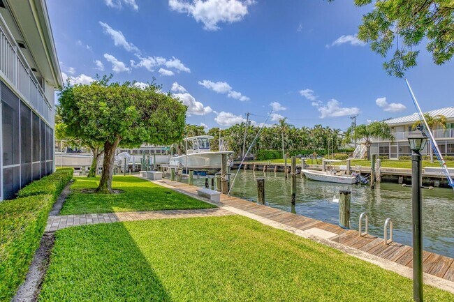 Building Photo - 68 Yacht Club Dr