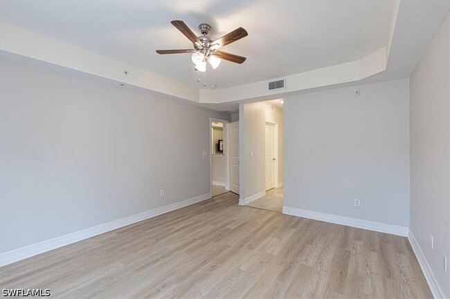 Building Photo - 1100 Pine Ridge Rd